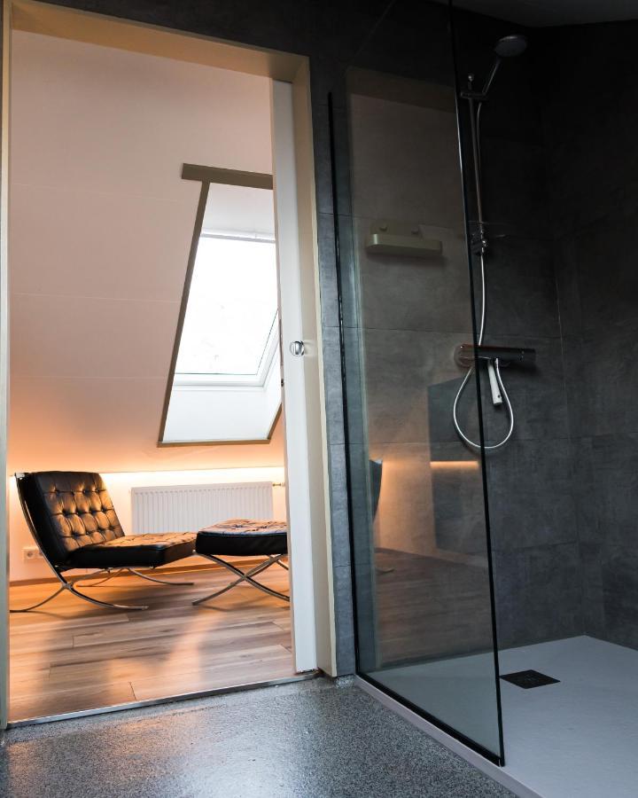 Апартаменти Scenic Penthouse - Ocean View & Skylight Windows Siglufjordur Екстер'єр фото